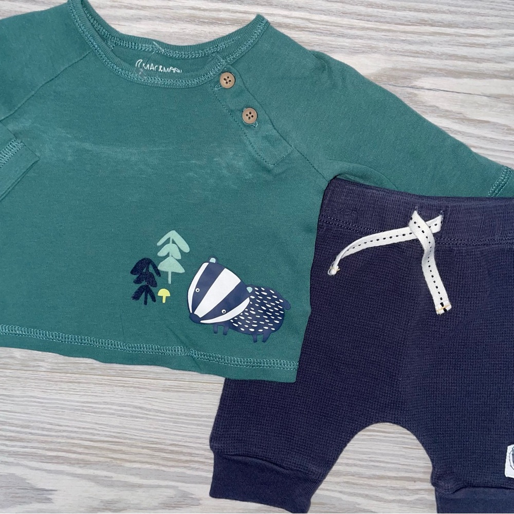 ⭐️3 Months Mac & Moon Baby Boys 2 PC Outfit ⭐️ - Picture 2 of 4
